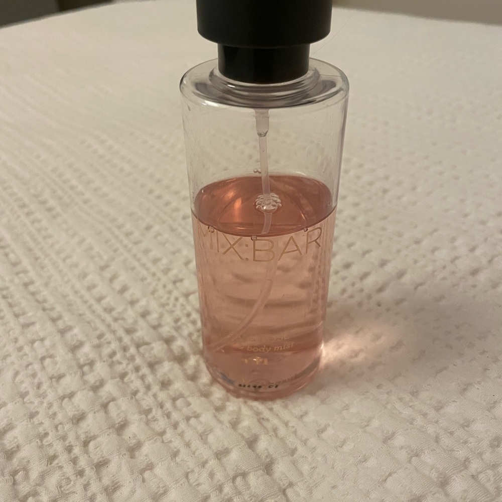GLASS ROSE HAIR & BODY MIST - Picture 2 of 3